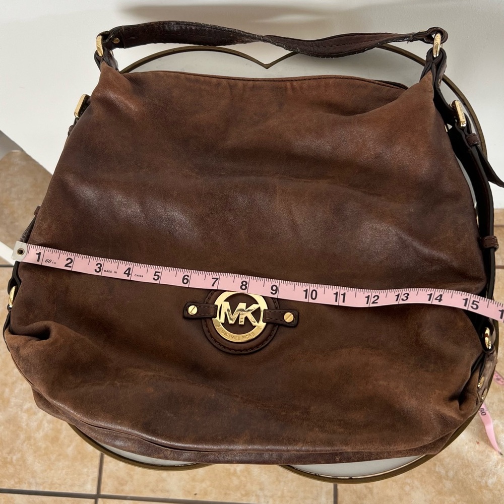 Michael Kors Brown Leather Slouchy Shoulder Bag - Picture 6 of 7